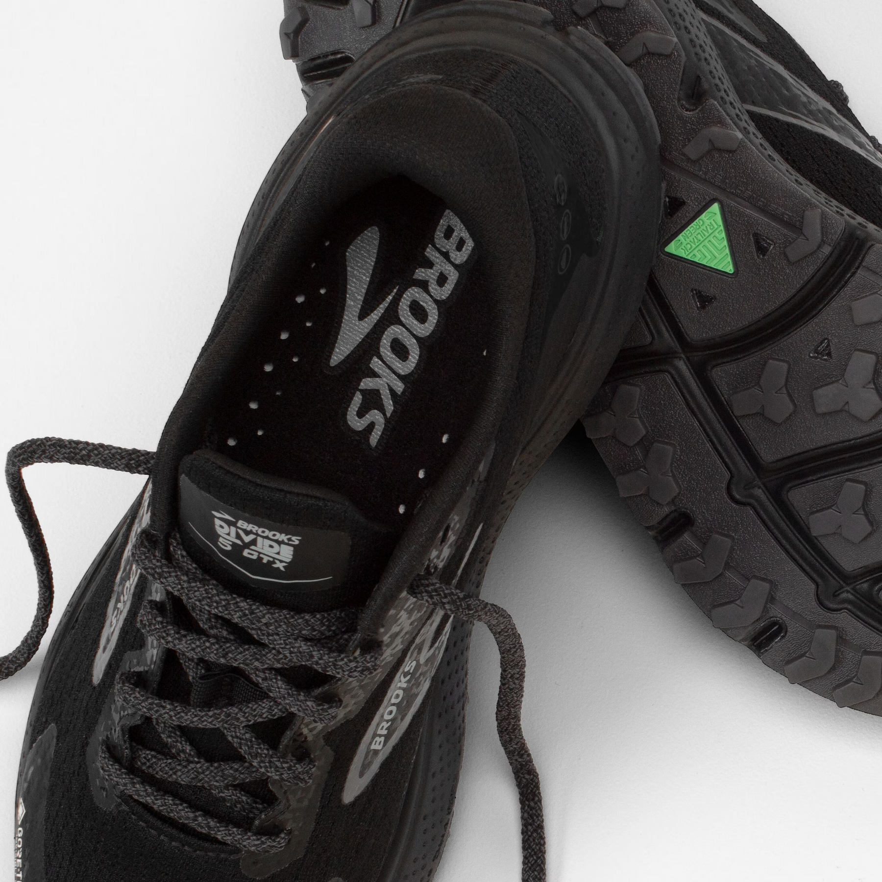 Brooks Divide 5 GTX Womens Trail Running Shoes: Black/Alloy/Primer Grey