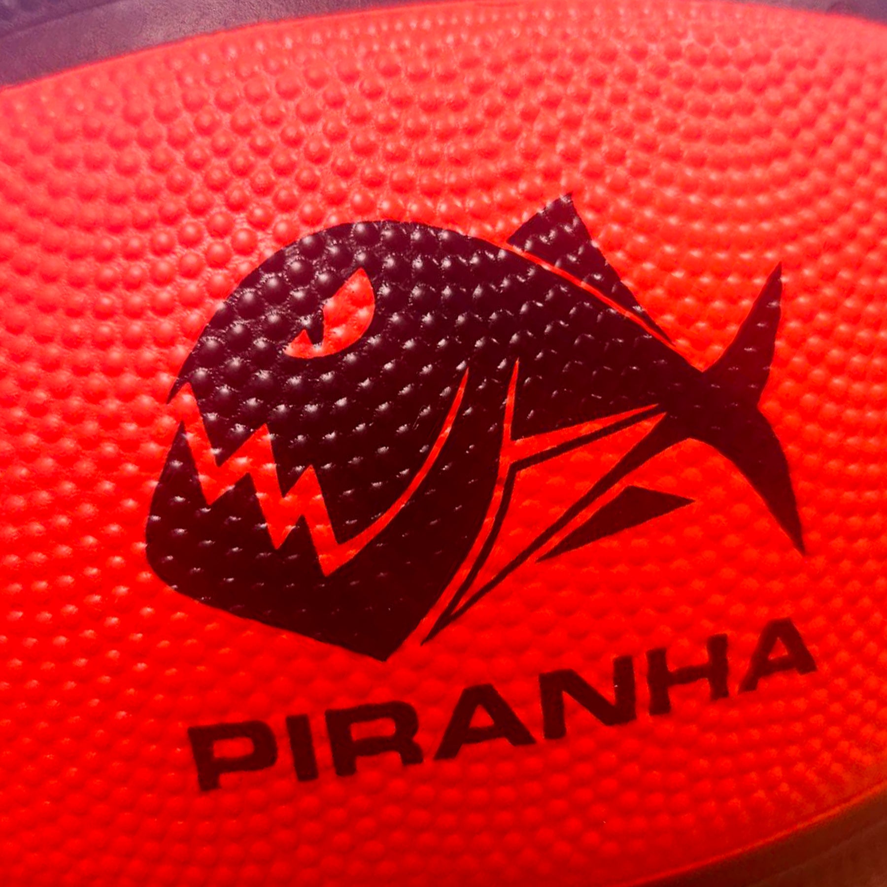 Piranha Basketball Team Black/Red - Size 7