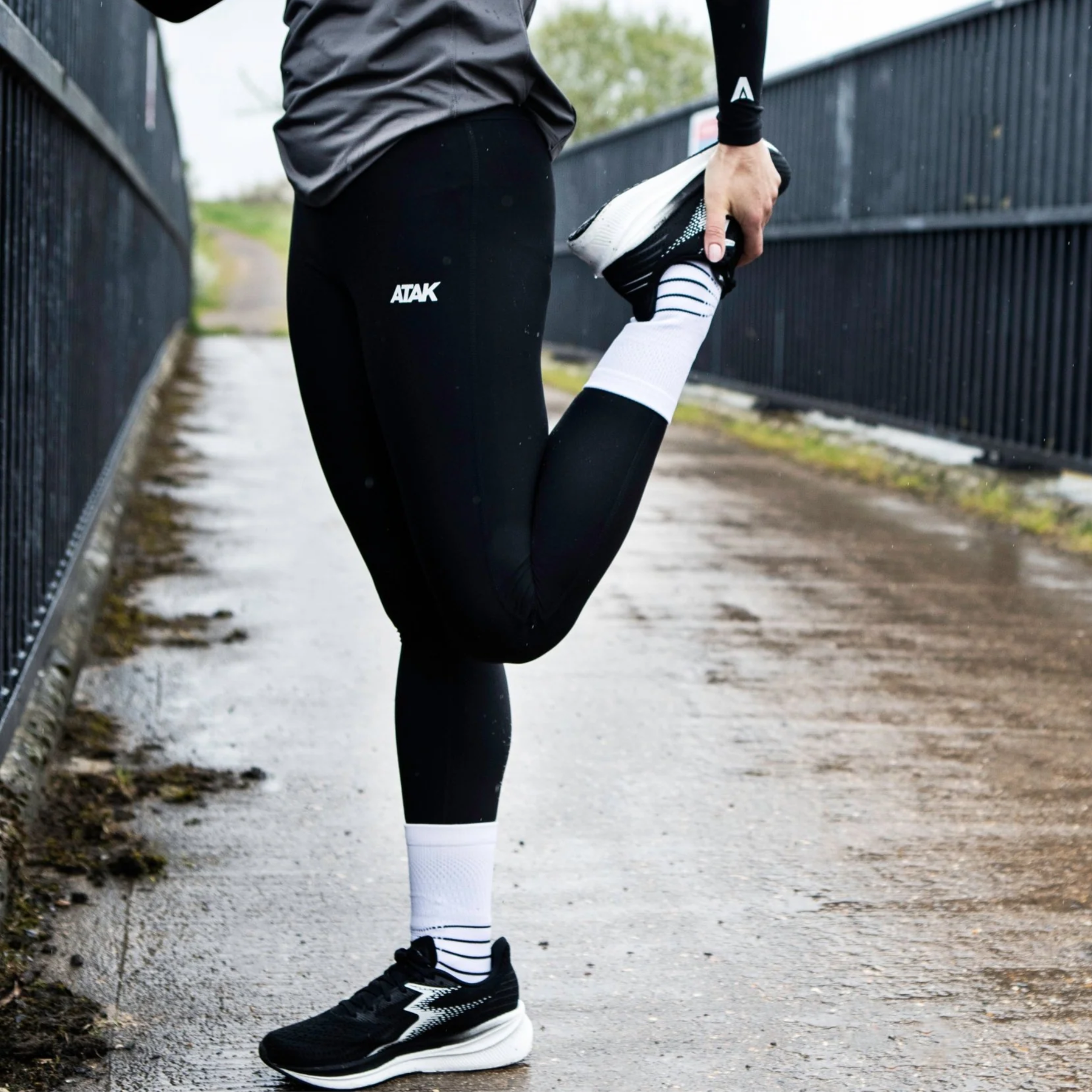 Atak Compression Tight: Black