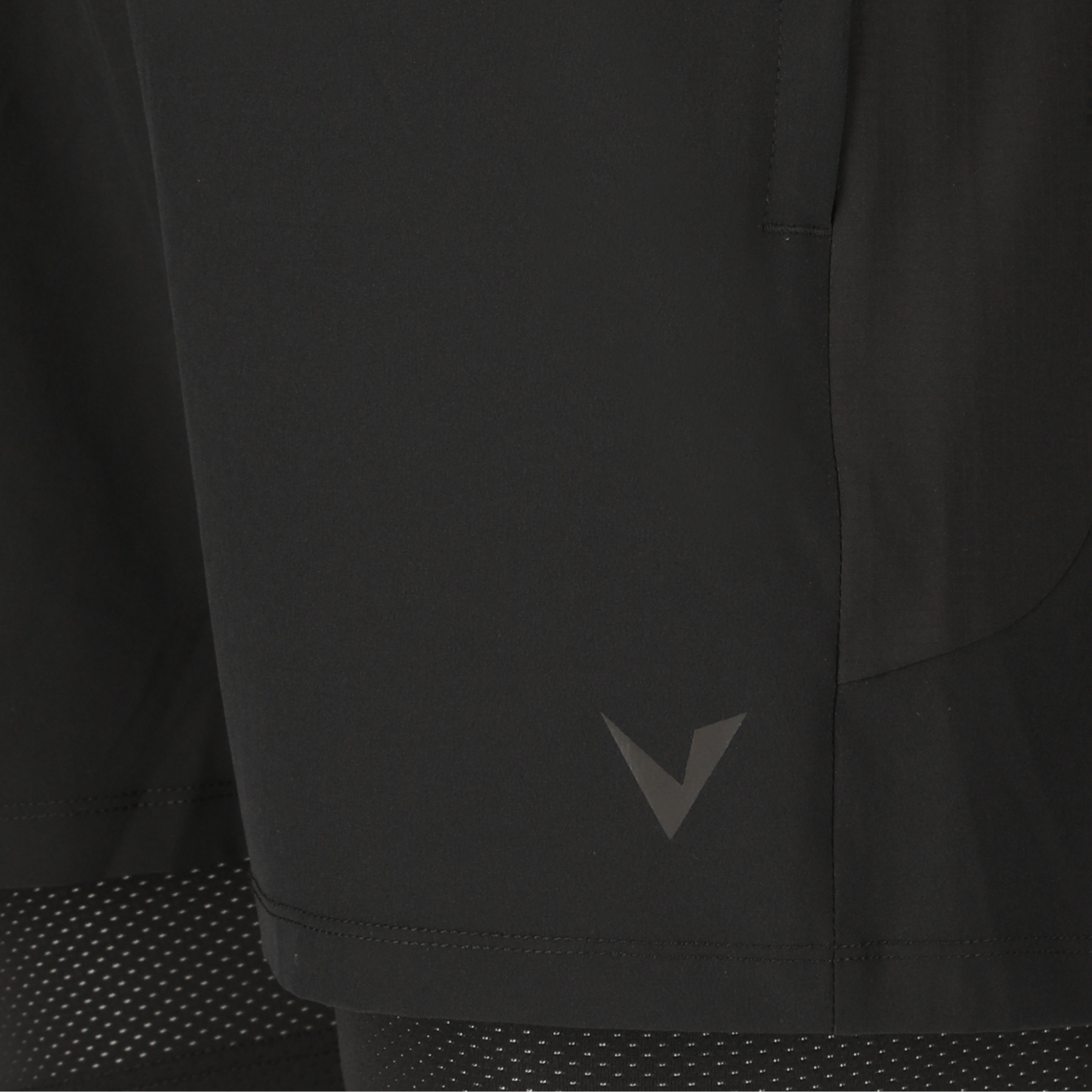 Virtus Men's V2 Dylan 2-in-1 Stretch Shorts: Black