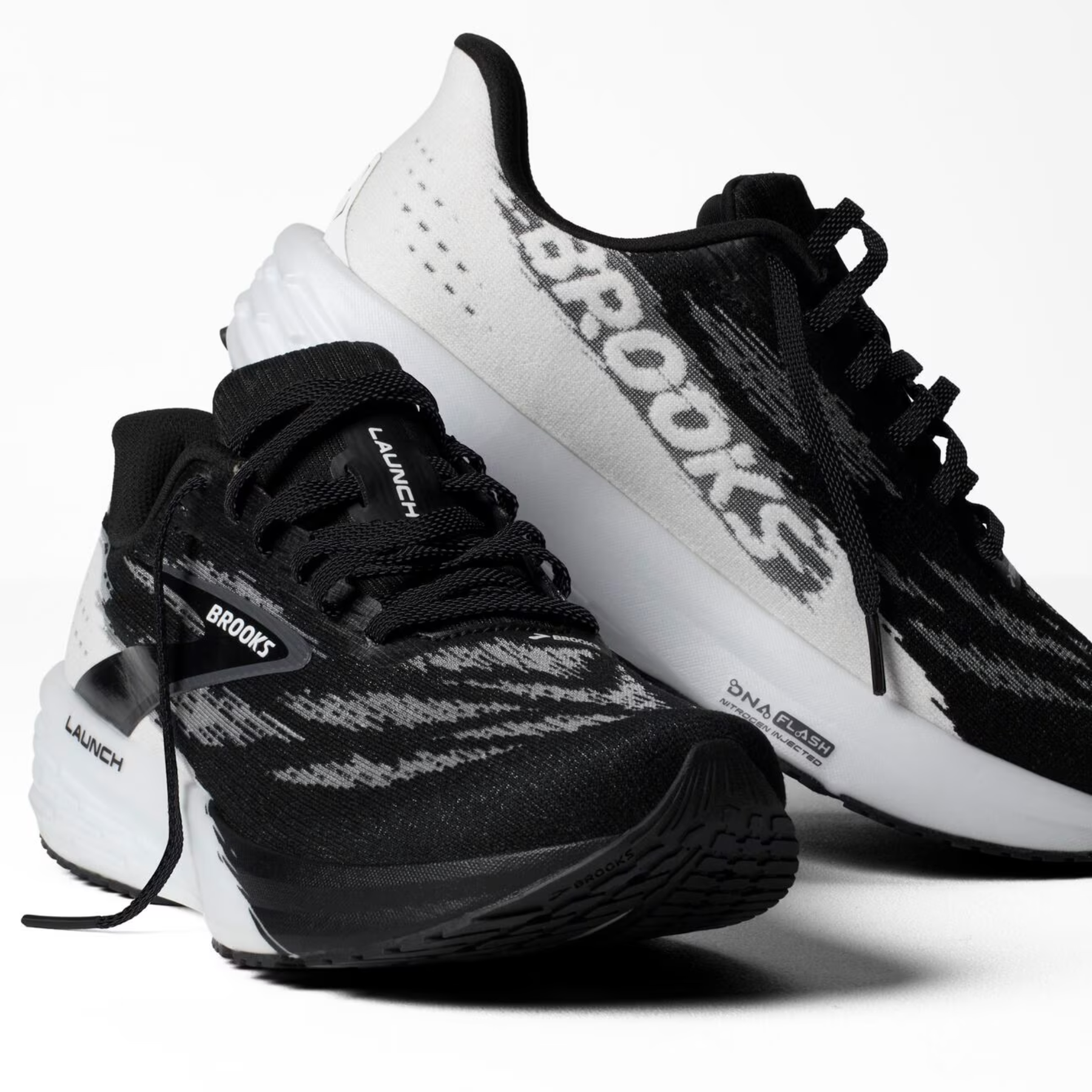 Brooks Launch 11 Women's Running Shoes: Black/White