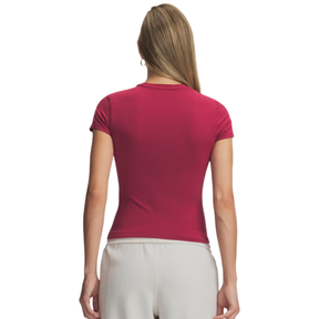 Under Armour Motion Fitted Women's SS Tee: Claret/Ox Blood