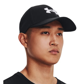 Under Armour Blitzing Baseball Cap: Black/White