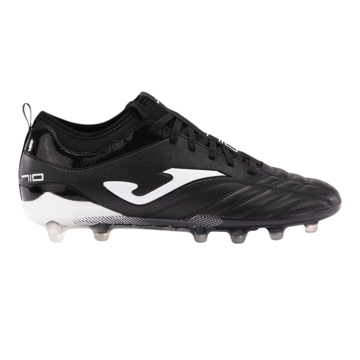 Joma Numero-10 2401 Firm Ground Football Boots: Black/White
