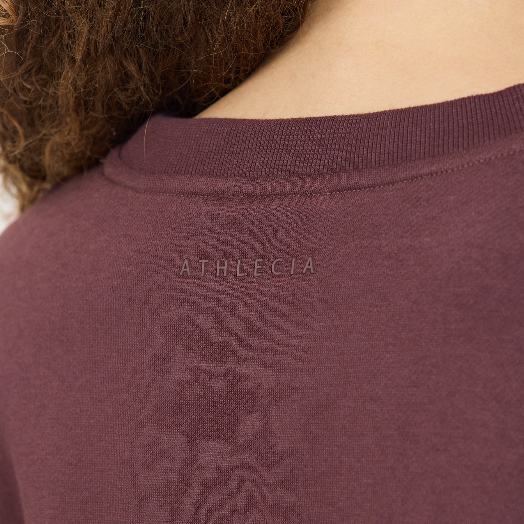 Athlecia Womens Giannis W Crew Neck: Fudge