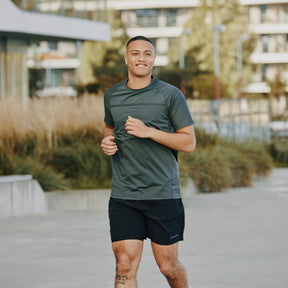 Endurance Kros 2in1 Shorts: Black