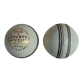 Salamander County Special Junior Cricket Ball