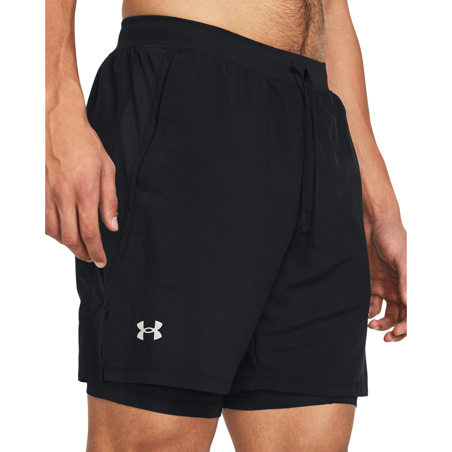 Under Armour Mens Launch Run 7inch 2-in-1 Running Shorts: Black/Reflective