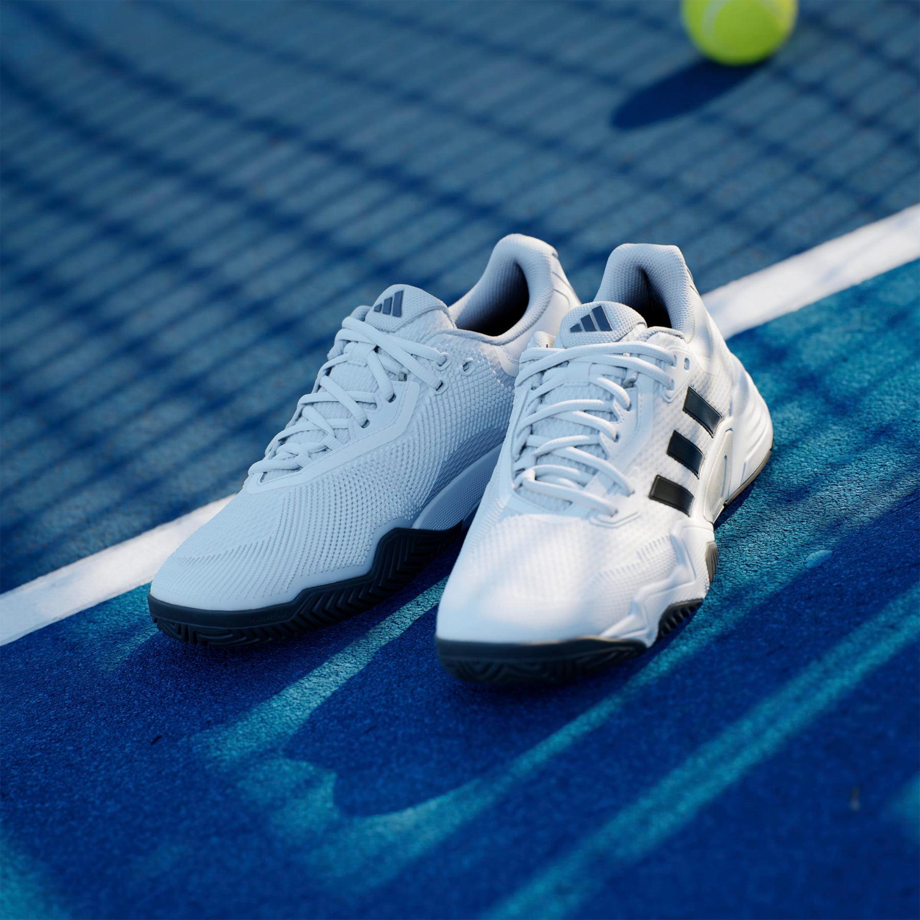 Adidas Solematch Control 2 Mens Tennis Shoes: White/Navy