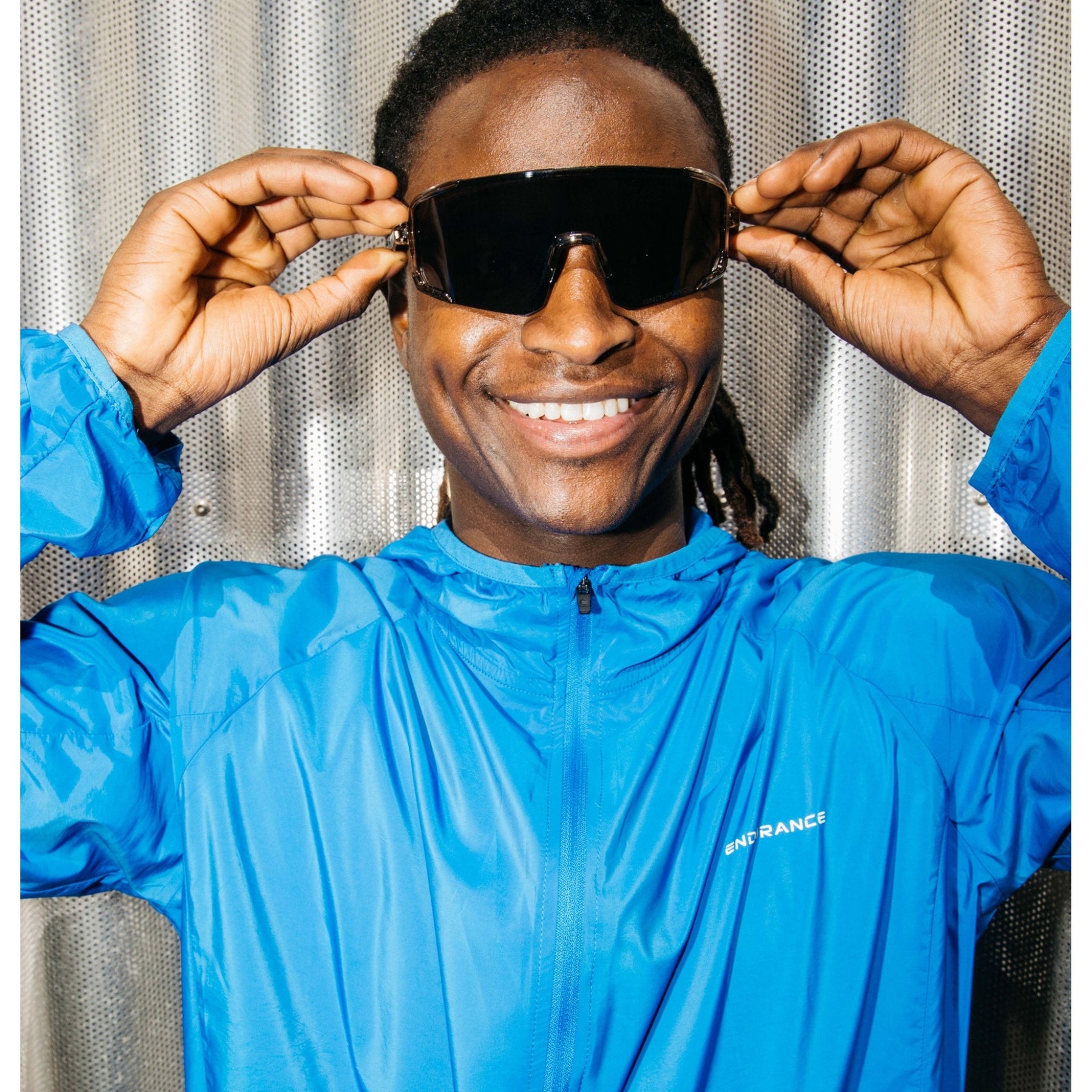 Endurance Siony Men's Light Jacket: Victoria Blue