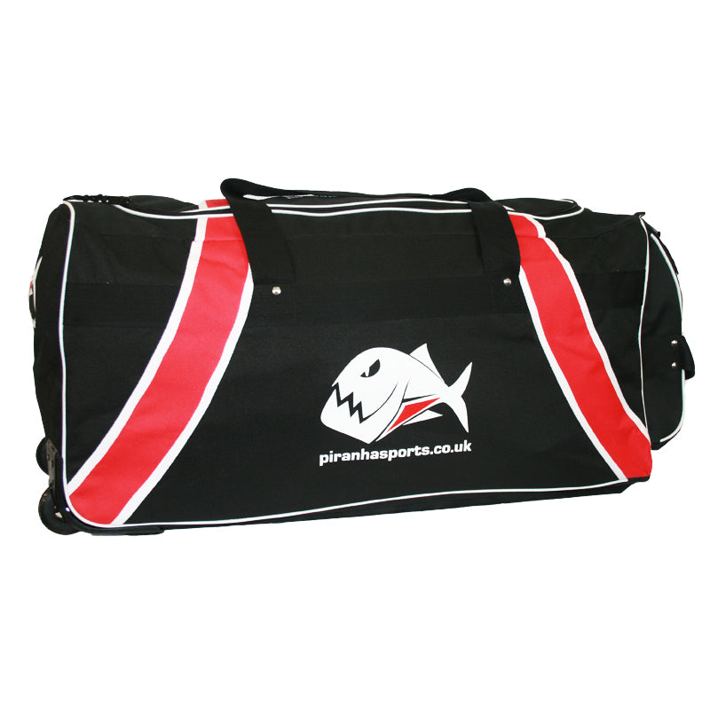 Piranha Team Kit Bag On Wheels: Black