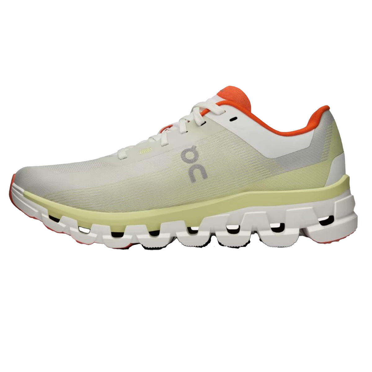 On Cloudflow 4 Womens Running Shoes: White/Hay